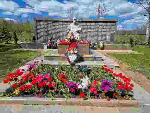 Братская могила, 1941-1943 гг.